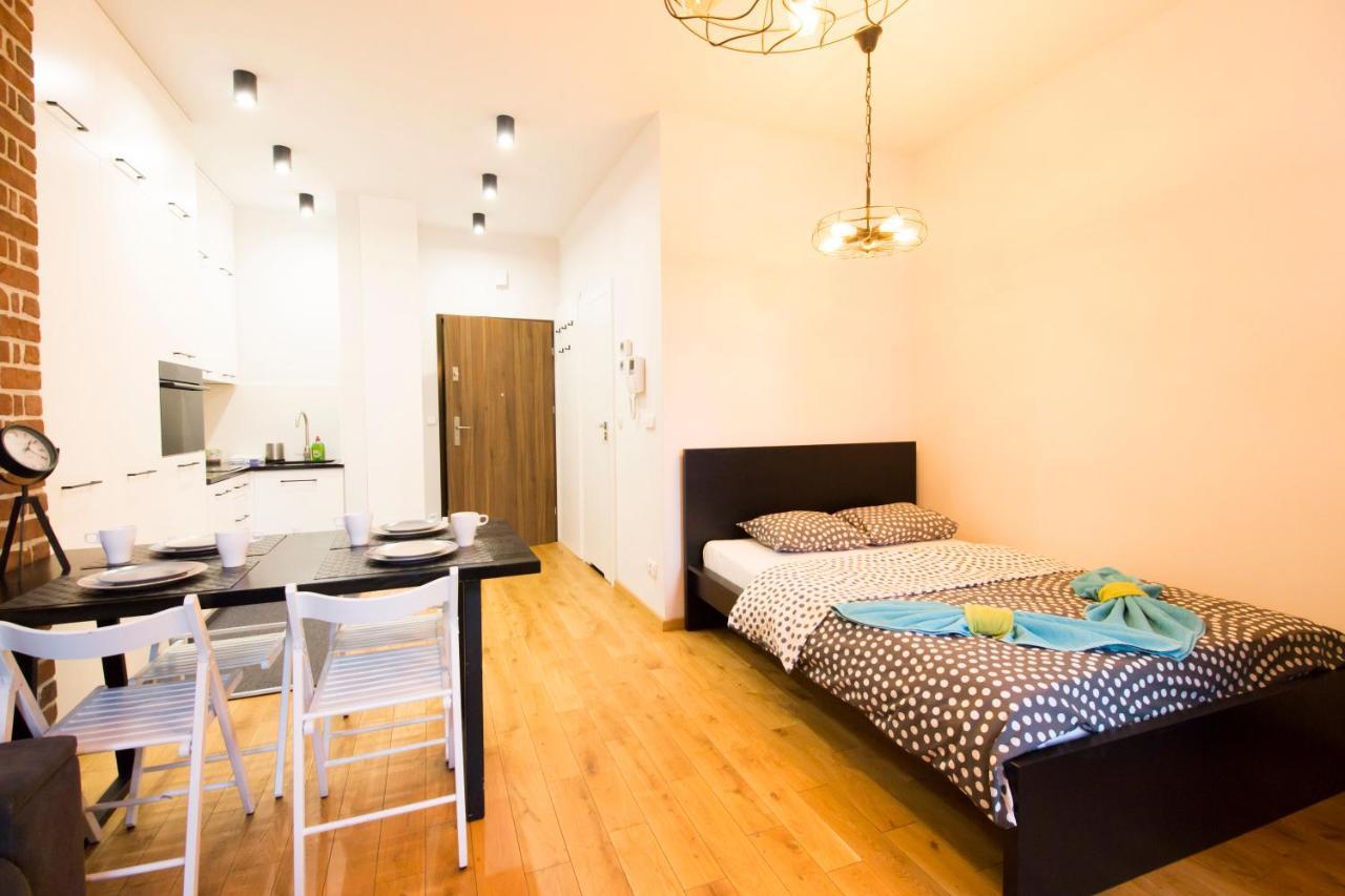 Happy Apartments Old Town 弗罗茨瓦夫 外观 照片